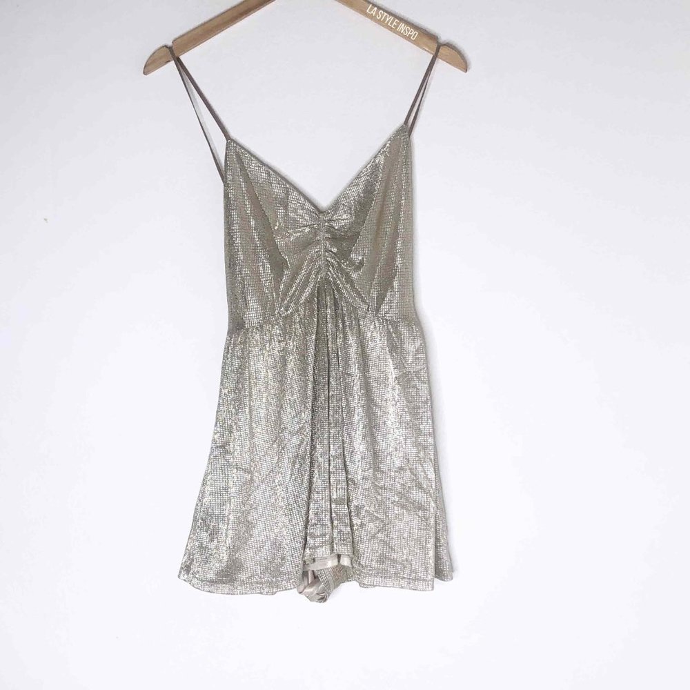 Urban Outfitters Gold Romper Celebrity Size S - Picture 4 of 4